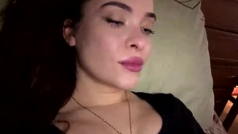 magggg658318 online show from 04/01/26, 10:38