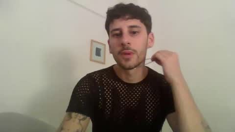 maggicboy29 online show from 12/18/25, 03:23