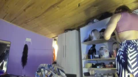 Snapshot of maggie_fit chatting on 01/26/25, 12:05 maggie_fit online show from 01/26/25, 12:05