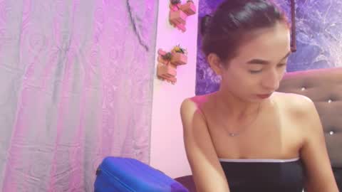 Maggie online show from 12/16/25, 12:43