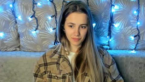 Maggie online show from 04/11/26, 03:00