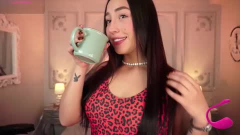   online show from 10/05/25, 09:02