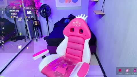 Maggy online show from 10/25/25, 08:00