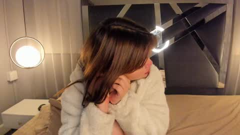 magic_aliice online show from 03/05/25, 06:34