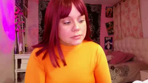 Snapshot of magic_clairewitch chatting on 01/04/25, 11:17 Claire online show from 01/04/25, 11:17