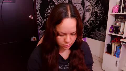 Snapshot of magic_clairewitch chatting on 09/20/25, 12:39 Claire online show from 09/20/25, 12:39