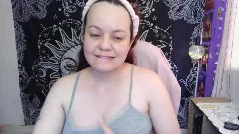 Snapshot of magic_clairewitch chatting on 05/29/26, 09:24 Claire online show from 05/29/26, 09:24