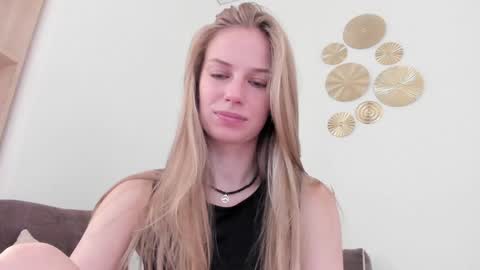 Snapshot of magic_couple13 chatting on 11/07/25, 11:21 Alice online show from 11/07/25, 11:21