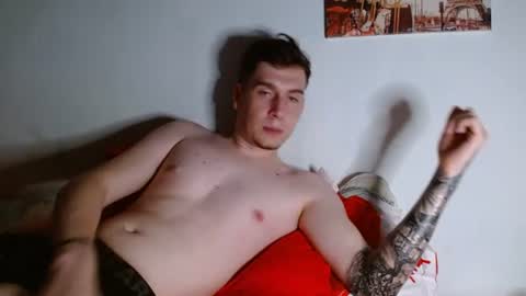 Snapshot of magic_fantasy77 chatting on 07/13/26, 02:25 magic_fantasy77 online show from 07/13/26, 02:25