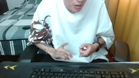 Jade online show from 06/17/26, 05:03