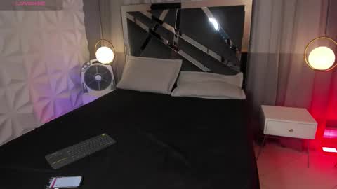 Snapshot of magic_katt chatting on 03/20/26, 11:09 Katt online show from 03/20/26, 11:09
