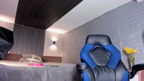 Snapshot of magic_marg chatting on 10/02/25, 09:55 Marge online show from 10/02/25, 09:55