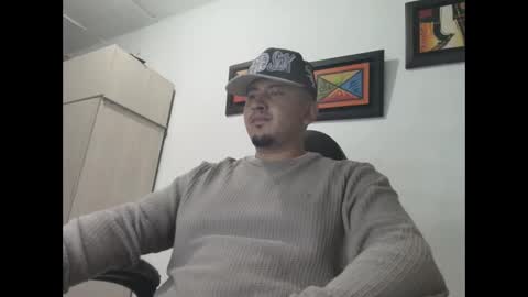 Snapshot of magic_milk23 chatting on 10/17/25, 02:59 magic_milk23 online show from 10/17/25, 02:59