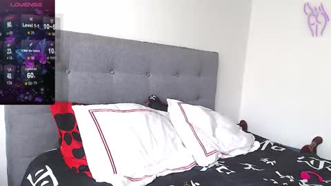 magic_stephany__ online show from 12/16/25, 01:27