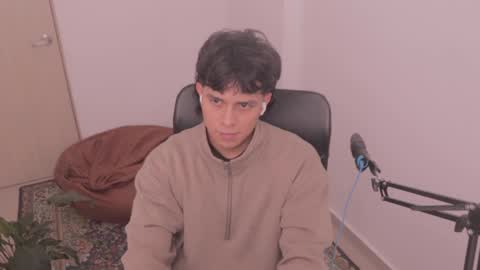 Tony Hoffa online show from 12/05/25, 05:31