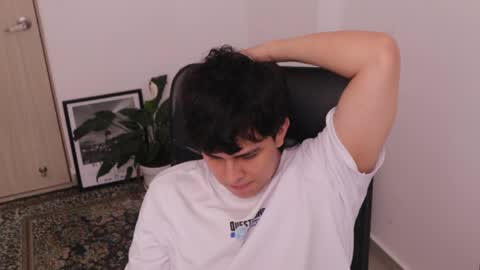 Tony Hoffa online show from 04/19/26, 05:23