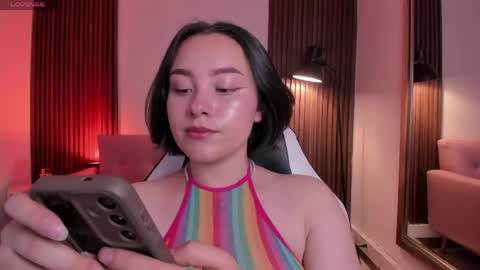 Snapshot of magic_vera chatting on 05/23/26, 04:07 Vera online show from 05/23/26, 04:07