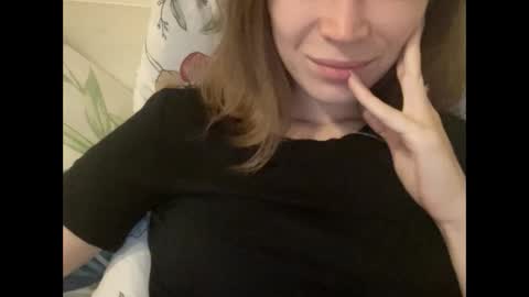 magicgirl50053 online show from 11/11/25, 06:19