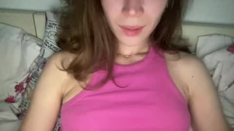 Snapshot of magicgirl50053 chatting on 06/11/26, 05:44 magicgirl50053 online show from 06/11/26, 05:44