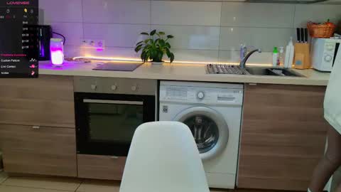 MagicLove online show from 11/11/25, 08:14