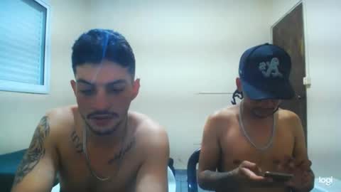 Snapshot of magico_9809 chatting on 06/11/26, 12:32 BRAYAN online show from 06/11/26, 12:32