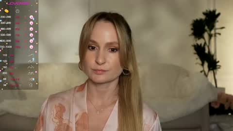 magicpeaach online show from 03/03/25, 04:24