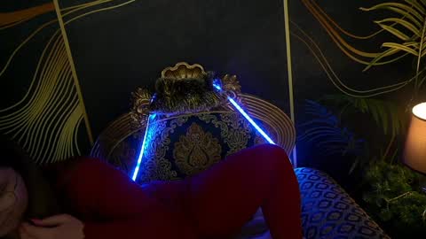 Emily online show from 01/14/25, 04:18