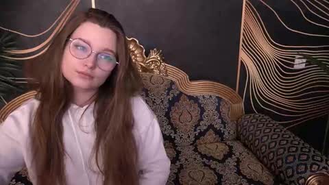 Emily online show from 09/13/25, 07:52