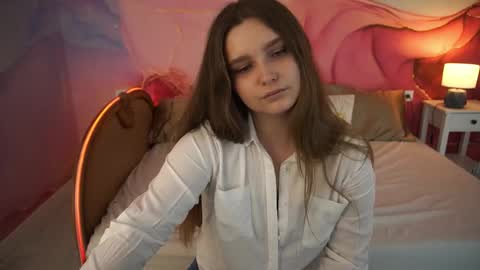 Emily online show from 09/17/25, 12:40