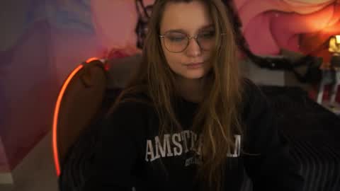 Emily online show from 10/21/25, 05:41