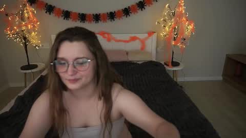 Emily online show from 10/27/25, 07:40