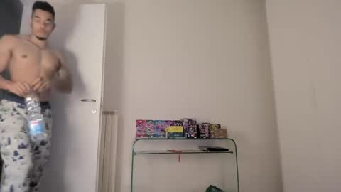 Snapshot of magicsempai chatting on 01/09/25, 11:58 Magicsempai online show from 01/09/25, 11:58