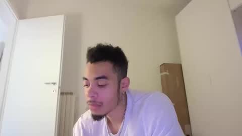 Snapshot of magicsempai chatting on 01/28/25, 11:49 Magicsempai online show from 01/28/25, 11:49