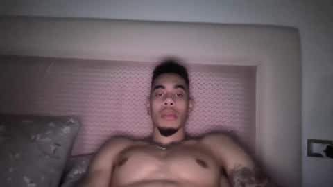 Snapshot of magicsempai chatting on 02/05/25, 03:31 Magicsempai online show from 02/05/25, 03:31