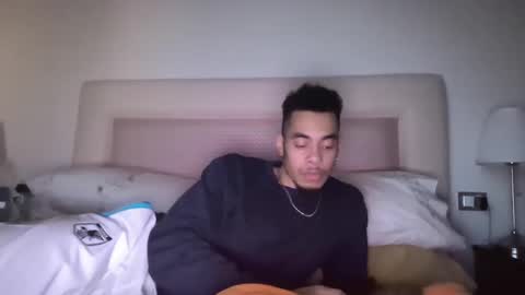 Snapshot of magicsempai chatting on 02/20/25, 03:08 Magicsempai online show from 02/20/25, 03:08