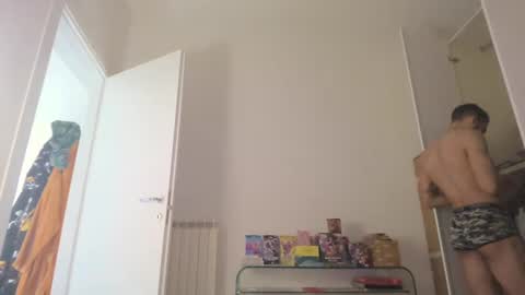 Snapshot of magicsempai chatting on 02/21/25, 12:17 Magicsempai online show from 02/21/25, 12:17