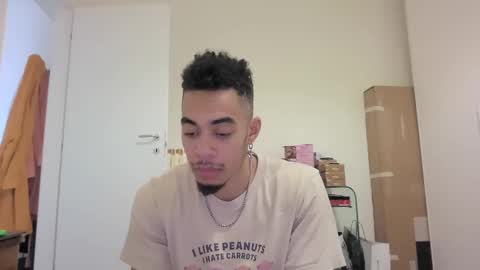 Snapshot of magicsempai chatting on 03/03/25, 11:55 Magicsempai online show from 03/03/25, 11:55