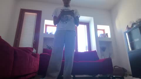 Snapshot of magicsempai chatting on 10/07/25, 10:23 Magicsempai online show from 10/07/25, 10:23