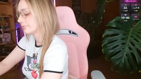 Nicole online show from 03/09/26, 08:02