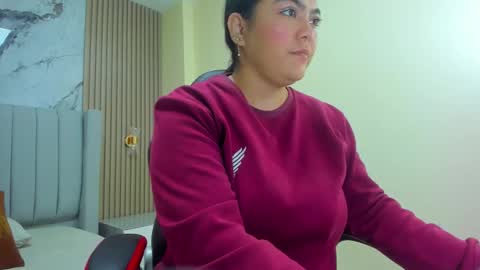 magievans1 online show from 10/21/25, 12:28