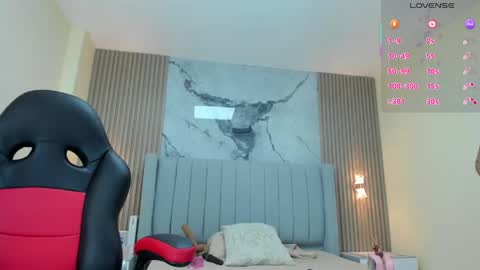 magievans1 online show from 04/22/26, 12:07