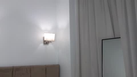Snapshot of magnificent_angel chatting on 03/09/25, 10:41 Sasha online show from 03/09/25, 10:41