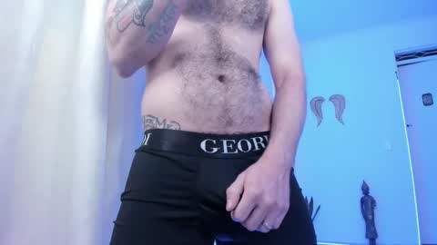 Snapshot of magnus_king chatting on 02/11/25, 04:55     online show from 02/11/25, 04:55