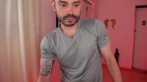 Snapshot of magnus_king chatting on 02/27/25, 11:26     online show from 02/27/25, 11:26