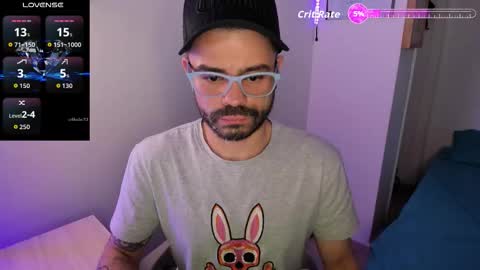     online show from 03/25/26, 01:44