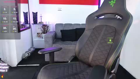 Snapshot of magnus_savage chatting on 11/23/25, 05:13 If you want me to use the Lovense please let me know -- online show from 11/23/25, 05:13