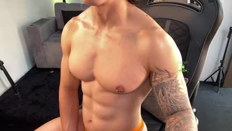 If you want me to use the Lovense please let me know  --    online show from 06/10/26, 05:56