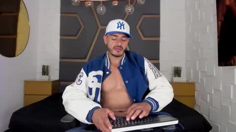 Magnusclark online show from 09/11/25, 07:14