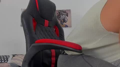 Snapshot of magnusclark chatting on 07/09/26, 06:45 Magnusclark online show from 07/09/26, 06:45
