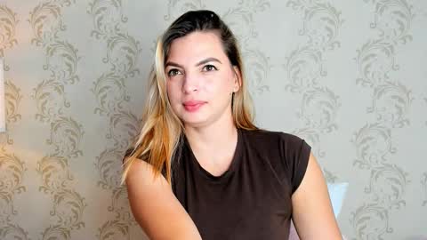 Snapshot of mahia_montenegr chatting on 02/22/26, 03:32 Mahia online show from 02/22/26, 03:32